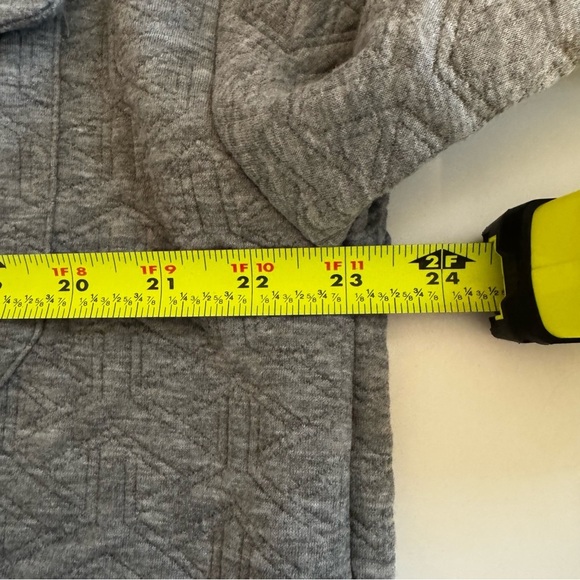 Simply Southern Gray Quilted Jacket NWT - Picture 9 of 9